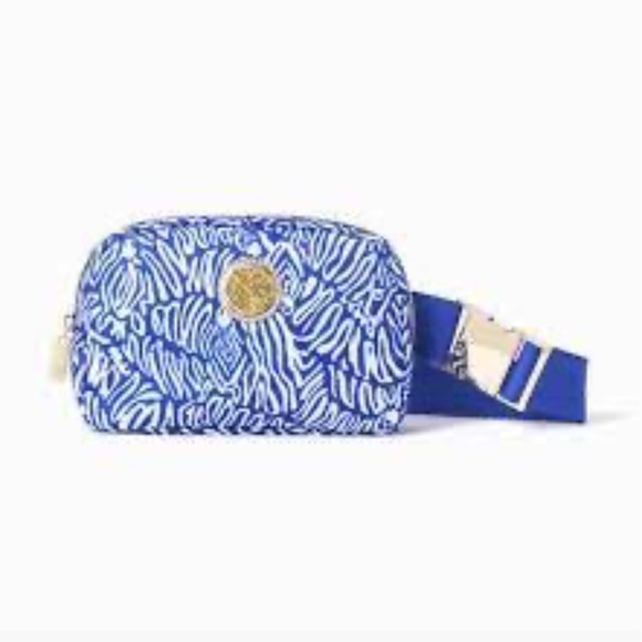 LILLY PULITZER MARTINIQUE BLUE ZEE BEBE JEANIE BELT BAG CROSSBODY NWT - Picture 2 of 5